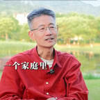 7-17-红衣中年男人