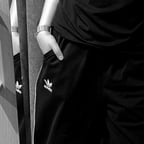 Voz Conversacional Amigable