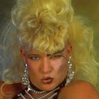Luna Vachon