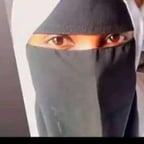 نبرة عربية ودودة