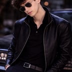 संवेदनशील हिंदी आवाज़