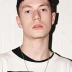 Bladee ( Rapper )
