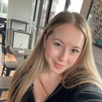 Sky français dans le hol