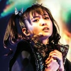 情熱的な女性シンガー