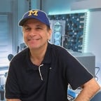 MIKE CHAR - LA VOZ OFICIAL