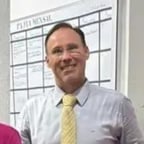 Pastor Ávila igreja universal rio pardo 