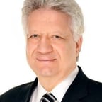 مرتضى منصور 