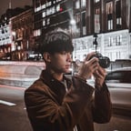 차분한 남성 목소리