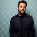 Wagner Moura falando da sua esposa Carolina Hall 