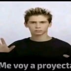 Narrador Masculino Serio