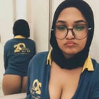 صوت فتاة ودودة