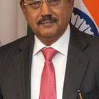 Authoritative News Analyst