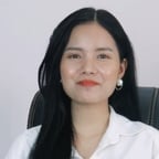 女 越南医生 (1)