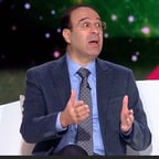 المعلق الرياضي