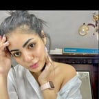 تقليد صوت بنت