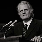 Deep Authoritative Narrator