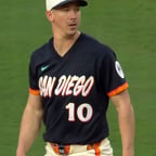 Energetic Game Announcer