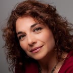 Locutora institucional Discovery kids 2005-2009