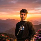 ऊर्जावान हिंदी उद्घोषक