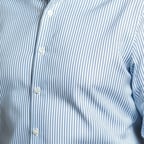 Voz de mujer colombiana eleven labs