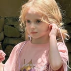 American-bubble-woman