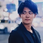 25歳食べることが好きな男性