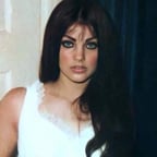 Voz Expresiva Alegre