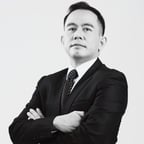 VoiceMaster Energetic Filipino Announcer