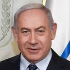 ผู้บรรยายชาย