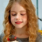  American-bubble-woman-2