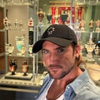 Daniel Euan Henderson 