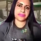 شابة عربية حيوية