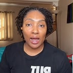 脚茧黑女-（王）