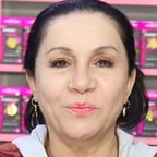 انعام الربيعي 