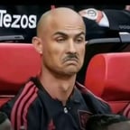 Narrateur Masculin Profond