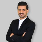 عامر الخوذيري