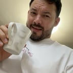 Narrador Médico Claro