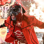 Voz Amigable y Enérgica