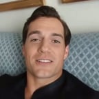 Henry Cavill 