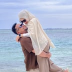 Narator Wanita Jernih