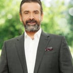 كريم عبد العزيز