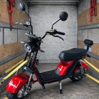 Voz Conversacional Masculina