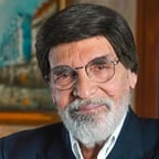 ياسر العظمة