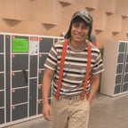 Voz Masculina Amigable