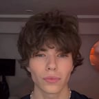 Heldere Kalme Nederlandse Stem