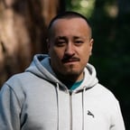 Clear Informative Narrator