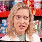 点摩送钱女老板