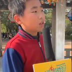 采访小男孩