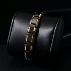 عبدالعزيز سعودي