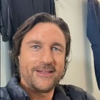 Martin Henderson 